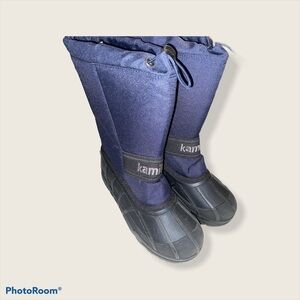Kamik Kaboom 2 snow boots insulated inside drawstring at top rubber bottoms Sz 5